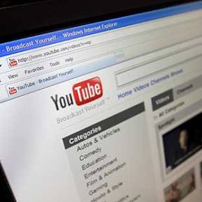 De profesión: ‘youtuber’, decenas de españoles se ganan la vida colgando a diario #vídeos en la web. #Youtuber #Youtube